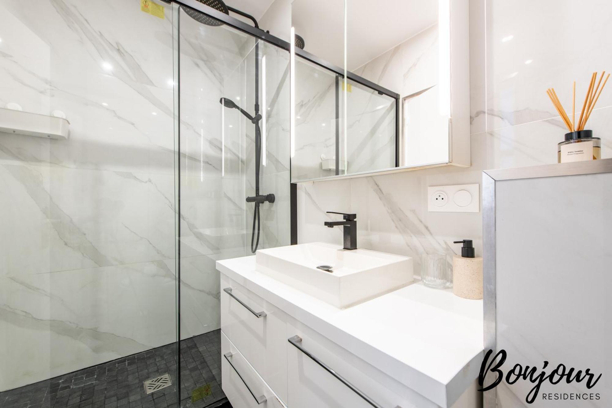 Free Parking - Porte D'Orleans - 2 Bedrooms Montrouge Buitenkant foto